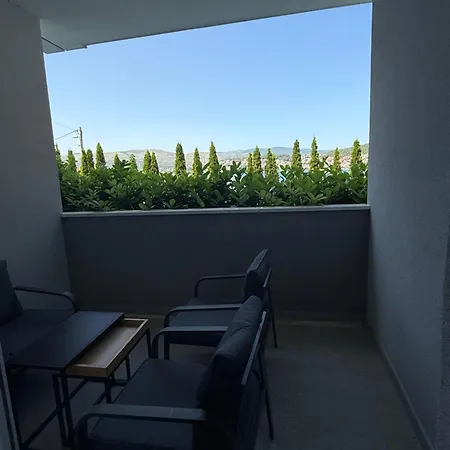 Apartment Seaesta Dino *