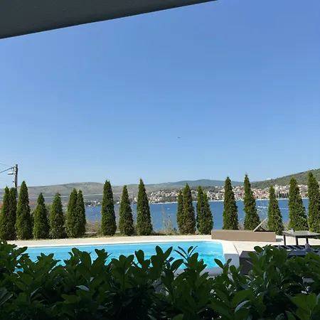 Seaesta Dino Apartment Trogir